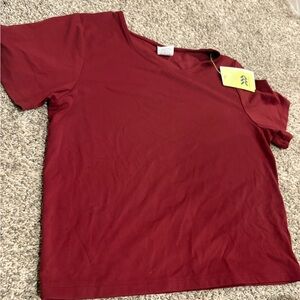 All in Motion Red Short Sleeve Tee